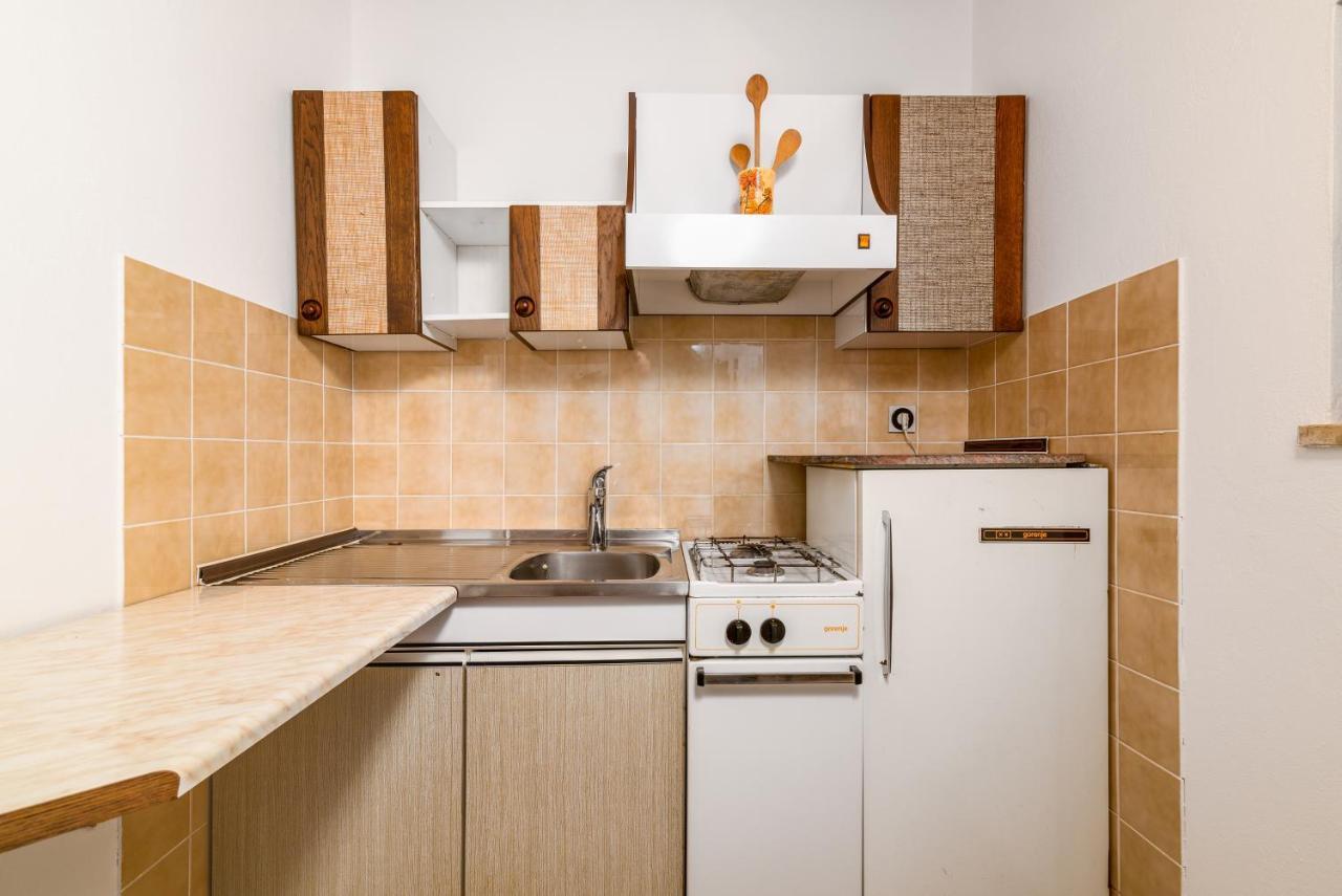 Apartments With A Parking Space Premantura, Medulin - 2228 Exterior foto